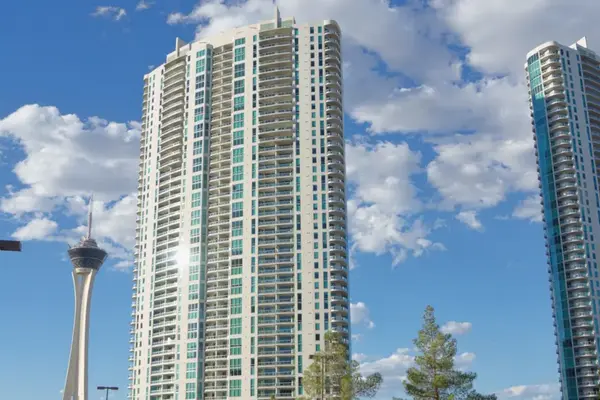 Turnberry Towers in Las Vegas